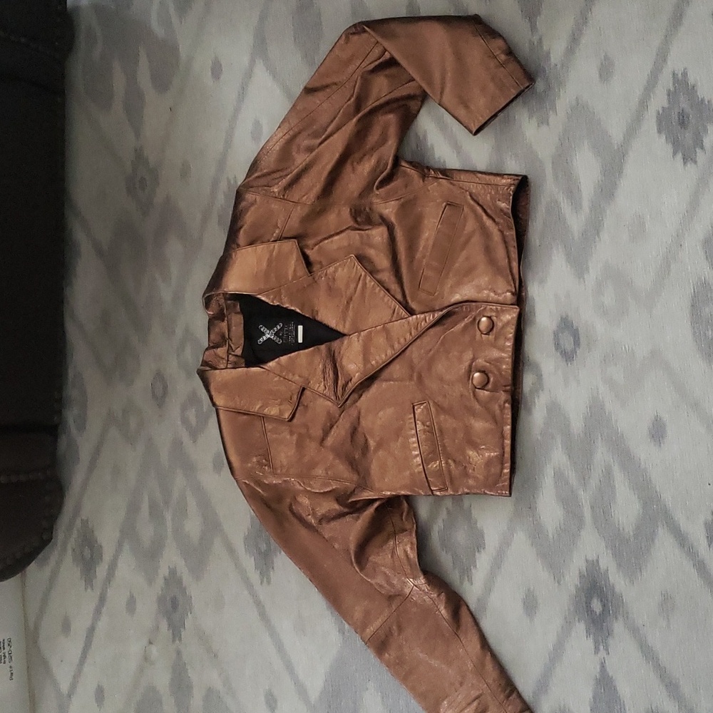 Vintage Ethnix bronze leather cropped jacket size small but fits medium